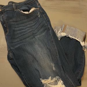Excellent condition Judy blue skinny fit distressed jeans